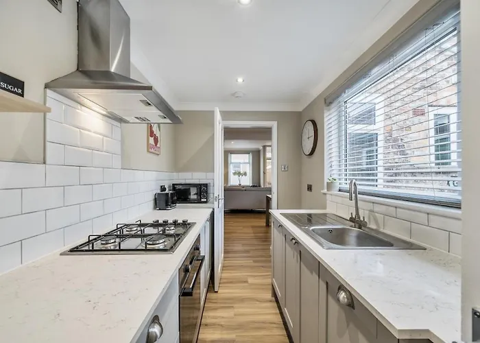 13 Ruby Street, Bishy Rd Retreat