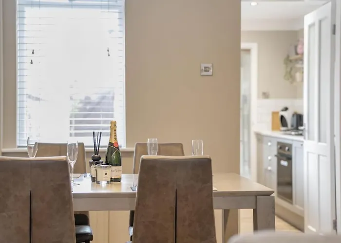 13 Ruby Street, Bishy Rd Retreat Holiday home York