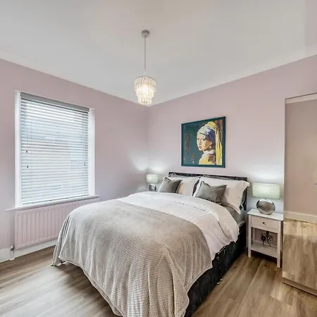 13 Ruby Street, Bishy Rd Retreat * York